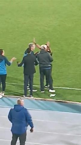 صوره ل اعتراضات من الجهاز الفني للزمالك على حكم مباراة كايزر تشيفز بكأس الكونفيدرالية