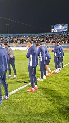 صوره ل لحظة نزول لاعبي الزمالك وهتاف الجماهير لهم قبل مباراة بيراميدز
