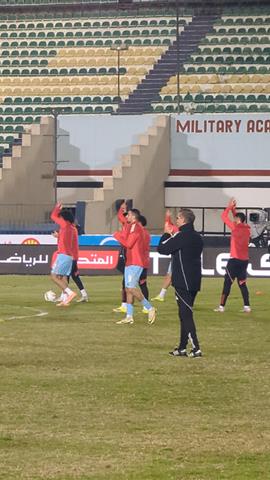 صوره ل تحية لاعبي الاهلي للجماهير قبل مباراة طلائع الجيش