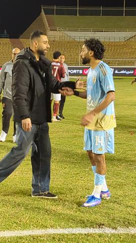 صوره ل حسين الشحات للسولية .. الحكم بيشتمني