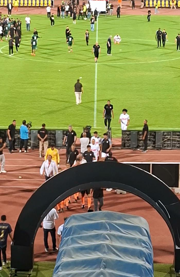 صوره ل الجميع غير راضي عن النتيجة.. رد فعل لاعبي الزمالك بعد مباراة الاتحاد