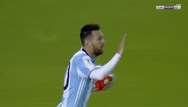 هدف ميسي في مرمي الإكوادور تعليق حفيظ دراجي