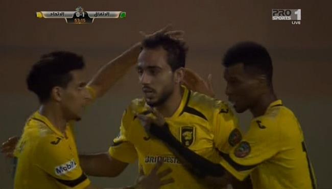كهربا يتسبب فى ركلة جزاء للاتحاد امام الاتفاق