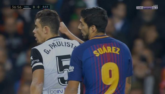 تعليق كوميدي من عصام الشوالي على سواريز في مباراة برشلونة وفالنسيا
