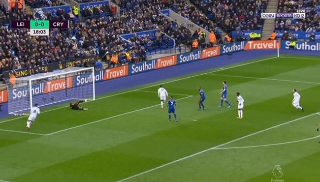 هدف كريستال بالاس الاول في مرمي ليستر سيتي 1 0 الدوري الانجليزي
