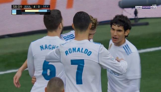 هدف ريال مدريد الرابع فى مرمى اشبيلية بتعليق رؤوف خليف