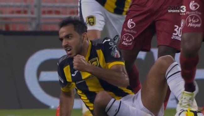 محمود كهربا يتسبب فى ركلة جزاء يتقدم بها الاتحاد على الفيصلى
