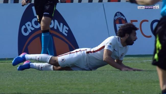 محمد صلاح يحصل على ركلة جزاء ودجيكو يهدرها امام كروتوني