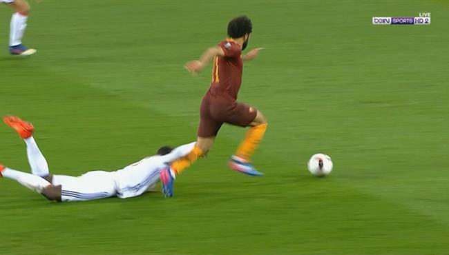 هدف محمد صلاح فى مرمى أولمبيك ليون 1 1 الدورى الاوروبى
