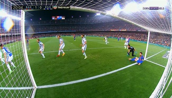 لقطة ذكيه من ميسي في مباراة برشلونه وريال سوسييداد