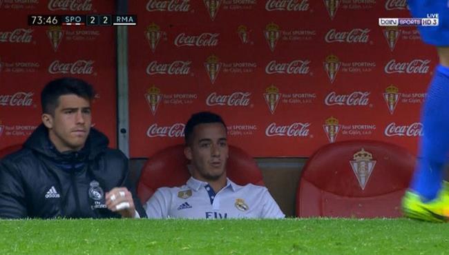 فاسكيز يركل الدكة غاضب ا بعد تبديله أمام خيخون