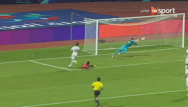 أحمد الشناوى ينقذ مرمى الزمالك من هدف ثانى للفتح الرباطى