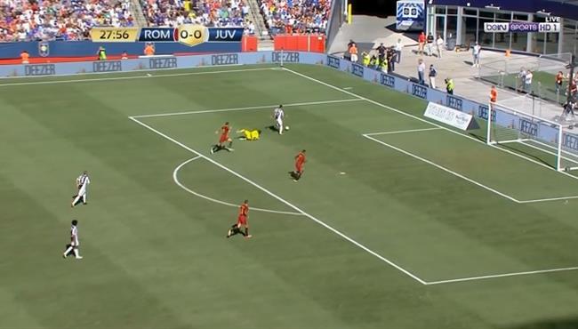 هدف مندزوكتش في مرمي روما 1 0 الكأس الدولية للأبطال