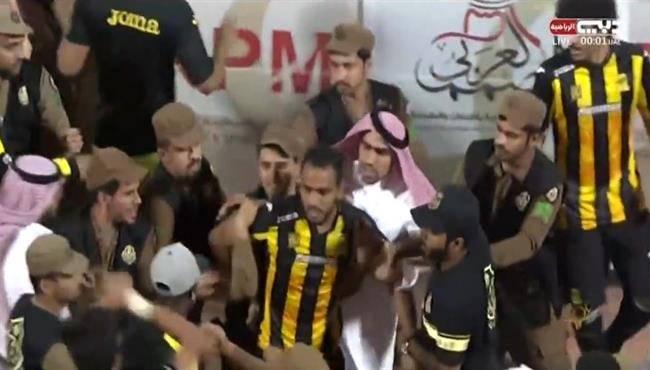 كهربا ي ثير غضب السعوديين بهذه اللقطة بعد مباراة إتحاد جدة والإتفاق