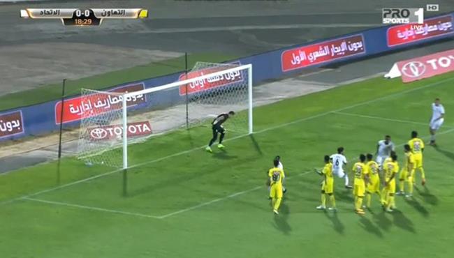 هدف عالمي لـ إتحاد جده في مرمى عصام الحضري الدورى السعودى