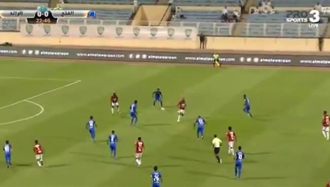 لمسة رائعة من شيكابالا في مباراة الرائد و الفتح