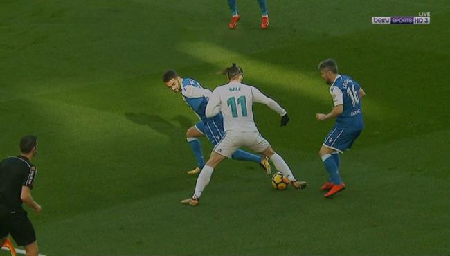 مهاراه رائعه من جاريث بيل فى مباراة ريال مدريد ديبورتيفو لاكورونيا