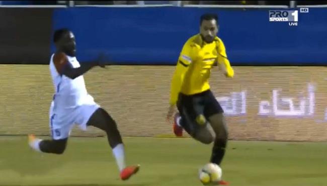 كهربا يتسبب فى ركلة جزاء يتعادل بها اتحاد جدة مع الكوكب