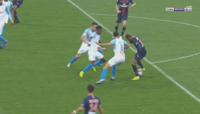 نيمار يتلاعب بمدافعي مارسيليا ويهدر هدف رائع