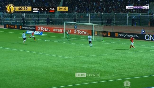 احمد حمودي يهدر فرصة لا تصدق امام وفاق سطيف