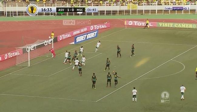 تصدي حارس فيتا كلوب الرائع لرأسية احمد جمعة الم تقنة