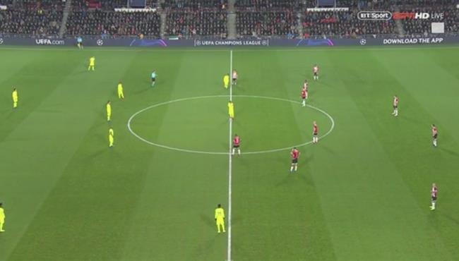 ملخص مباراة برشلونه وايندهوفن 2 1 دوري ابطال اوروبا