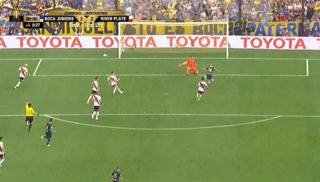 حارس ريفر بليت ينقذ انفراد تام بتصدي رائع امام بوكا جونيورز