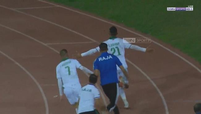 هدف الرجاء الثاني الرائع في مرمي فيتا كلوب نهائي الكونفدرالية