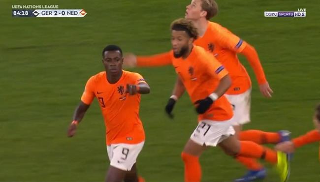 هدف هولندا الاول الرائع فى مرمي المانيا تعليق عصام الشوالي