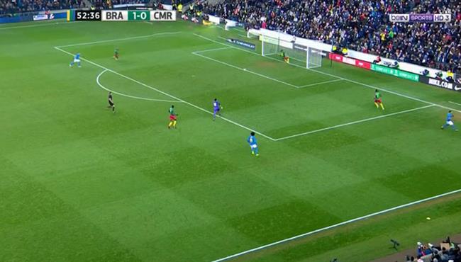 القائم يحرم جابريل خيسوس من تسجيل هدف والمرمي خالي