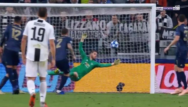 تصدي دي خيا الرائع فى مباراة يوفنتوس ومانشستر يونايتد