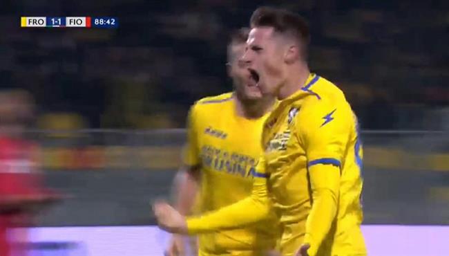 هدف صاروخي رائع فى مباراة فيورنتينا وفروسينوني بالدوري الايطالي