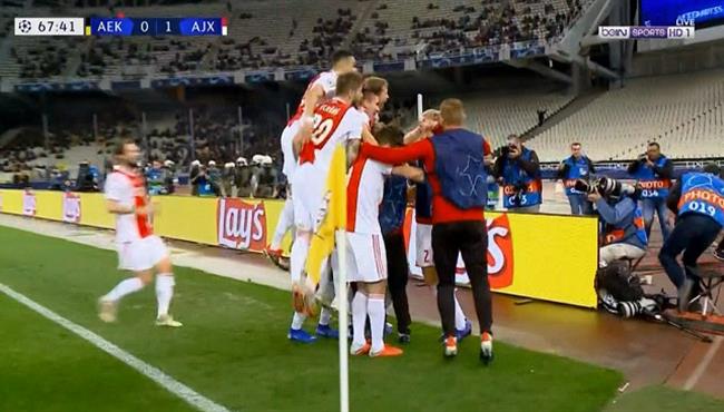 اهداف مباراة اياكس وايك اثينا 2 0 دوري ابطال اوروبا