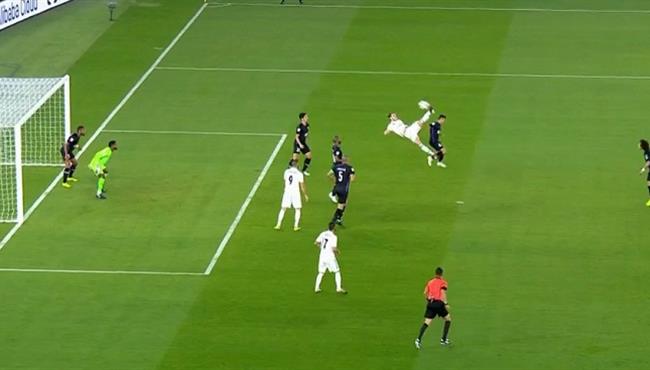 جاريث بيل كان ان يسجل هدف عالمي فى العين