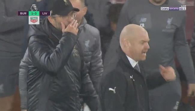 حوار ساخن بين يورجن كلوب وشين ديتش بعد نهاية مباراة ليفربول وبيرنلي