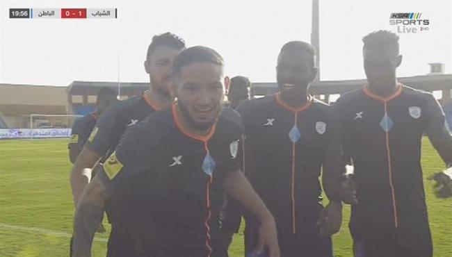 الشباب يسجل هدفين في اقل من دقيقتين امام الباطن بالدوري السعودي