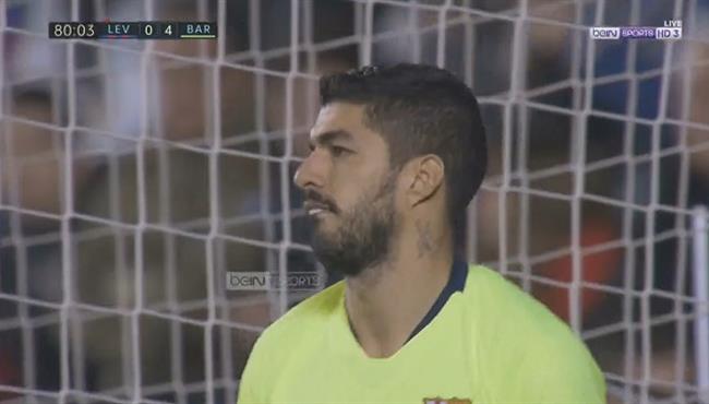 سواريز يهدر انفراد لا يصدق امام ليفانتي بالدوري الاسباني
