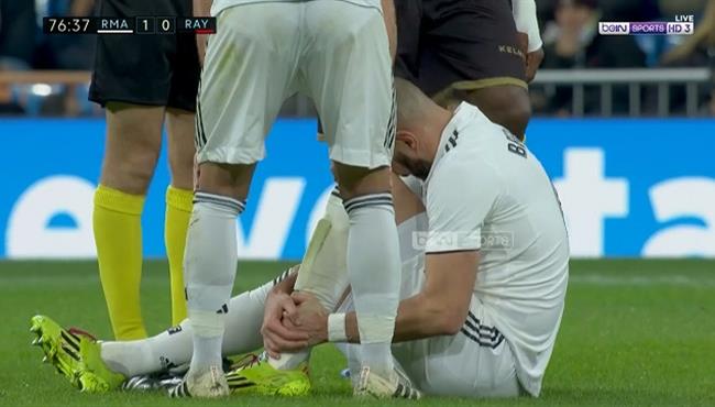 اصابة كريم بنزيما وخروجه في مباراة ريال مدريد ورايو فاليكانو