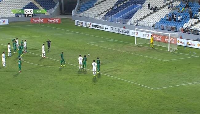 كي سونج يونج يهدر ركلة جزاء لكوريا الجنوبية امام السعودية