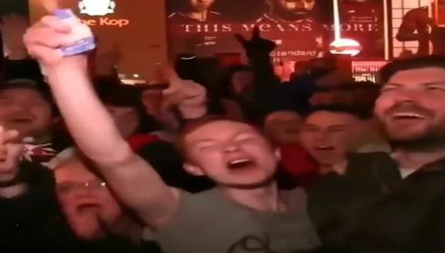 جماهير ليفربول تهتف لمحمد صلاح بعد مباراة نابولي