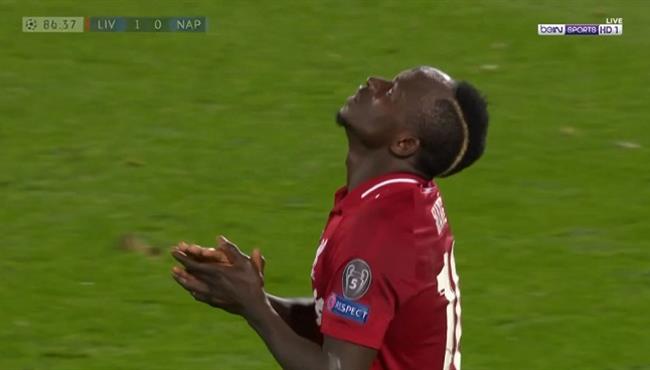 ماني يهدر فرصة لا تصدق امام نابولي بعد تمريرة رائعه من صلاح