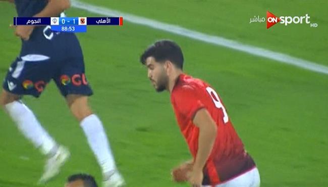 وليد ازارو يهدر فرصة لا تصدق امام النجوم