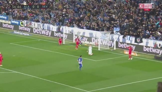 اهداف مباراة اشبيلية وديبورتيفو الافيس 1 1 الدوري الاسباني