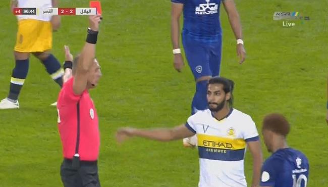 طرد كاريلو فى مباراة الهلال والنصر بالدوري السعودي