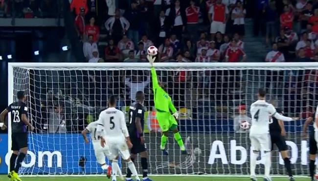 خالد عيسي يتصدي ببراعة وينقذ هدفين مؤكيد لريال مدريد