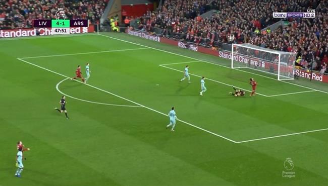 محمد صلاح يهدر انفراد امام ارسنال بالدوري الانجليزي