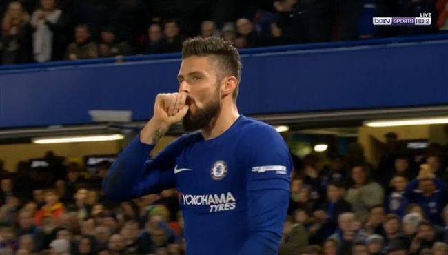 هدف جيرو في مرمي هال سيتي