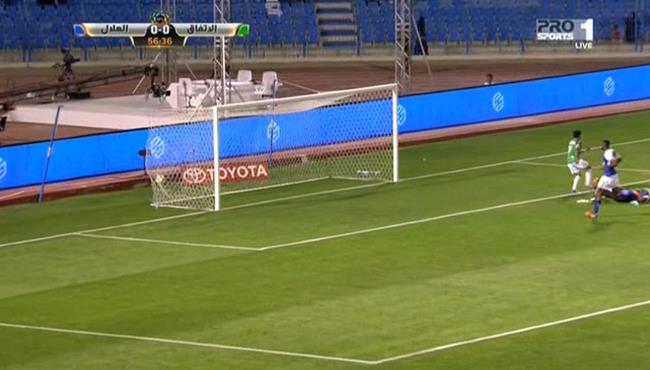 هدف الاتفاق الاول في مرمي الهلال بعد اسيست رائع من احمد الشيخ
