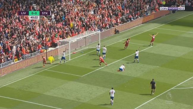 هدف ليفربول الملغى فى مرمى ستوك سيتى