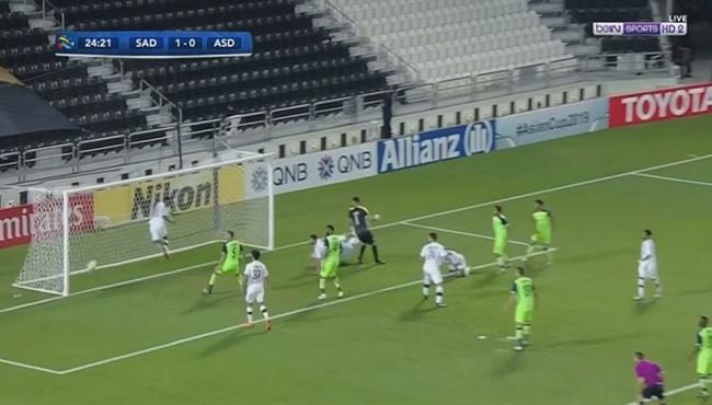 انقاذ رائع من على خط المرمى فى مباراة الاهلى والسد